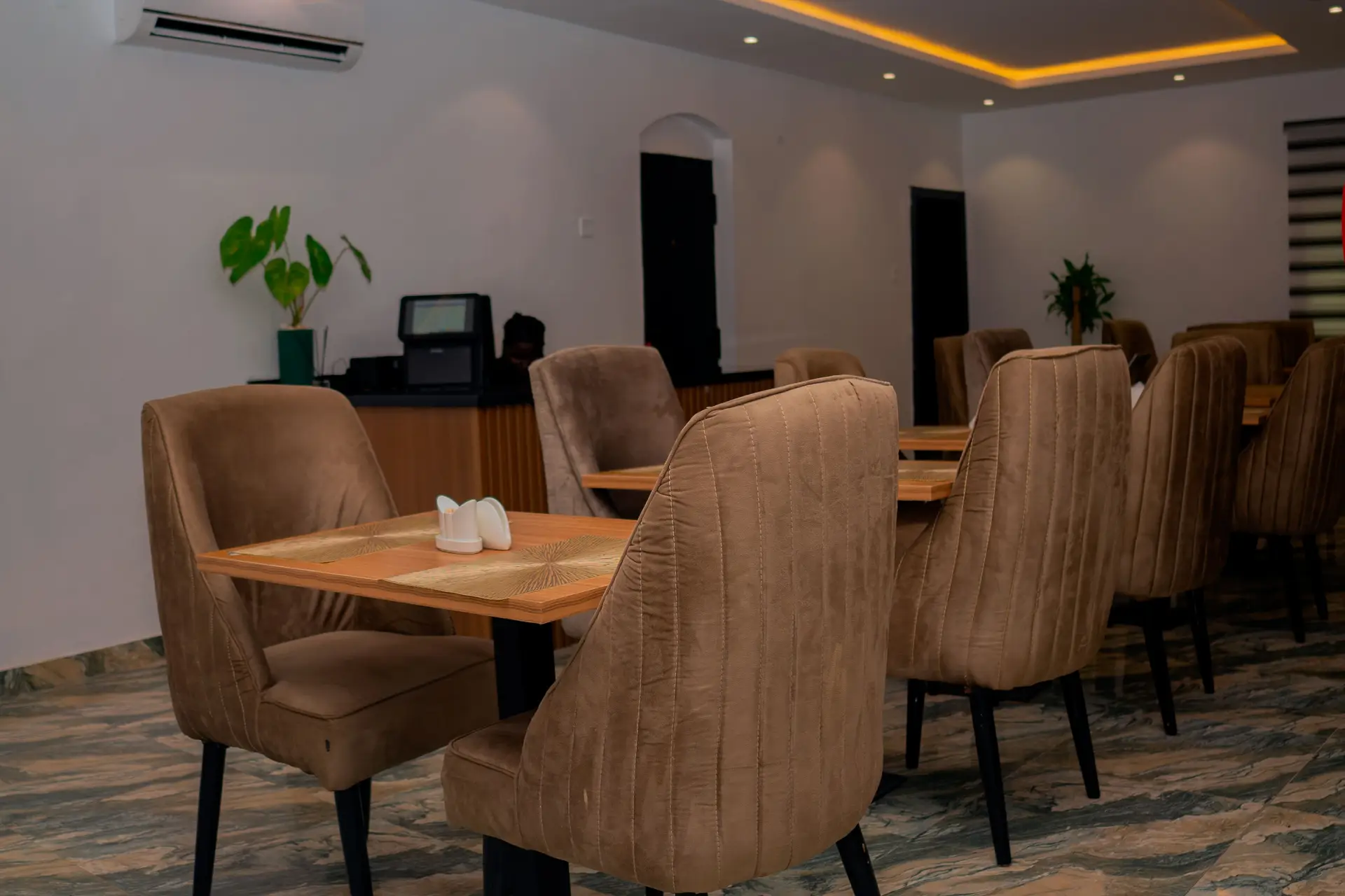 Picture showing the fine dining at Homeworth Hotel