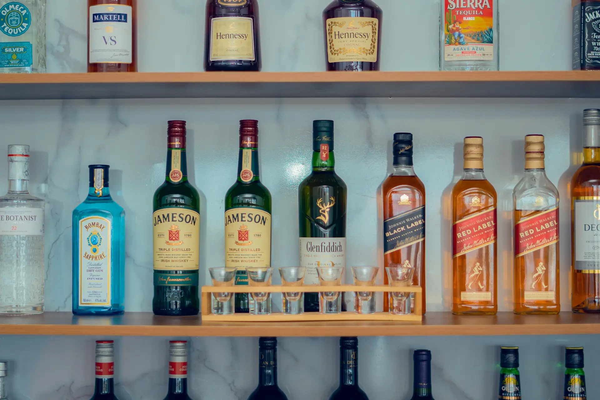 Picture showing drinks at the Homeworth Hotel bar room